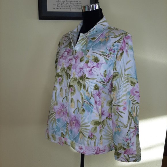 NWOT!! Alfred Dunner Tropical Lightweight Denim Jacket - Picture 1 of 13